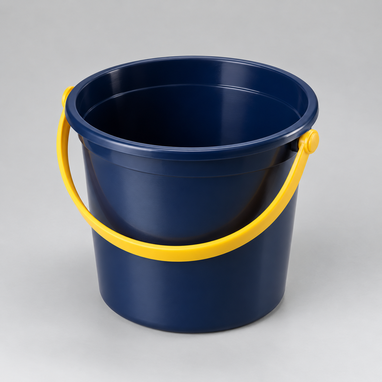 Injection-moulded navy shot bucket with yellow handle